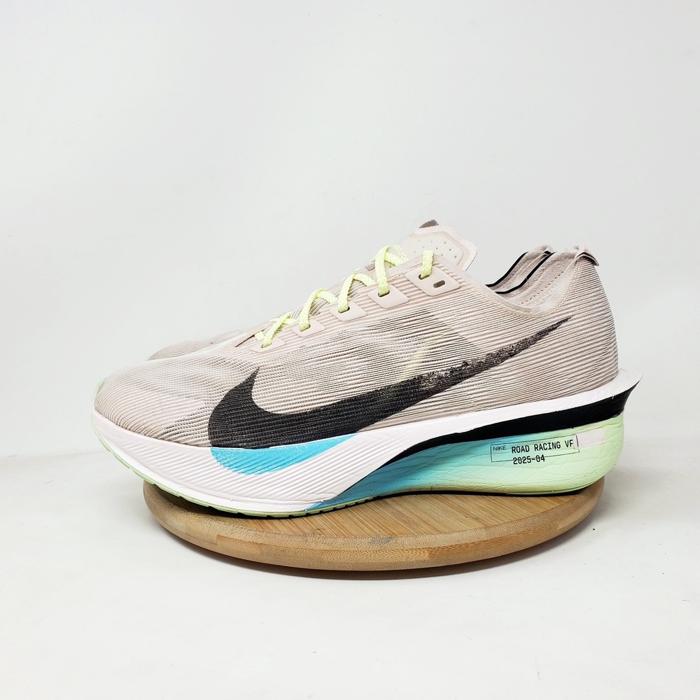 Nike ZoomX Vaporfly 4 Running Shoes Women 10 Lightweight Racing Sneaker Silt Red